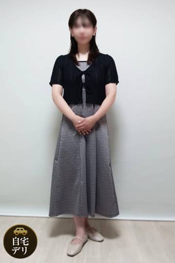 日本橋 人妻デリヘル【熟女総本店 日本橋ミナミエリア店】えなこ